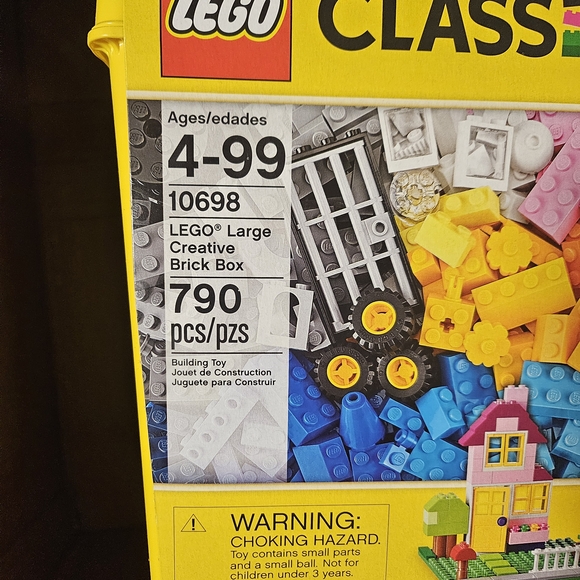 LEGO 10698 Classic Creative Brick Box 790pcs - Picture 2 of 5